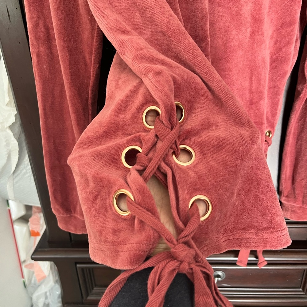 Velvet Lace Up Sweatshirt - Picture 5 of 5